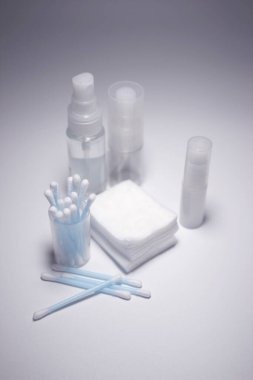 Kadınların cildini korumak için gereken kozmetik ürünler..