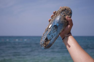 Sahilde suda dalış neopren ayakkabı