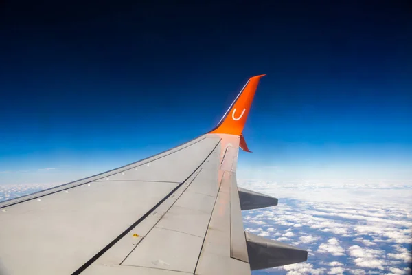 Voando Para Outro País Viajando Avião Primeiro Voo Chão Para — Fotografia de Stock