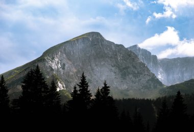 Karadağ 'ın Avrupa' da doğa yolculuğu geçmişi, yağmur üstüne orman ve dağ