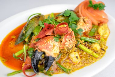 Tavada kızartılmış Yengeç köri Tayland yemekleri, deniz ürünleri