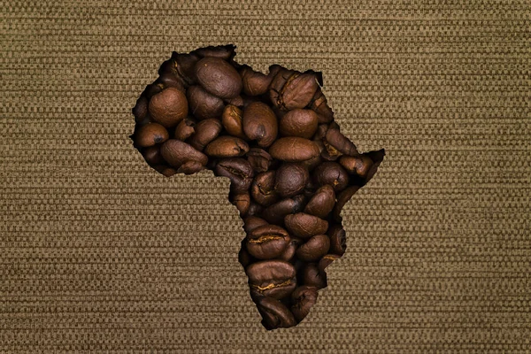Mapa Afryki Złożona Ziaren Kawy Tle Płóciennej Tkaniny Torby — Zdjęcie stockowe