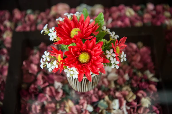 Flowers Used Decorate Table Sensitive Focus — Stock Photo, Image