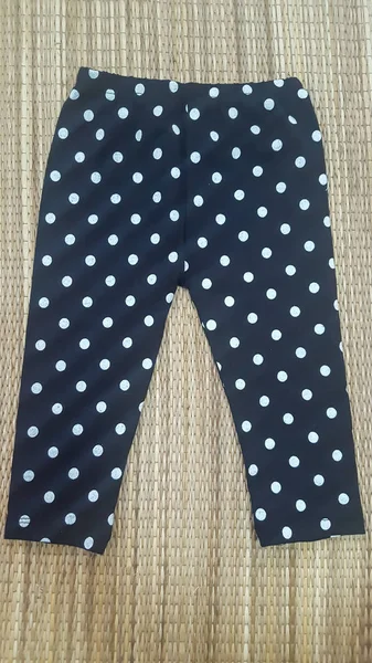 Baby Leggings Pantalones Sobre Fondo Blanco Ropa Para Niños —  Fotos de Stock