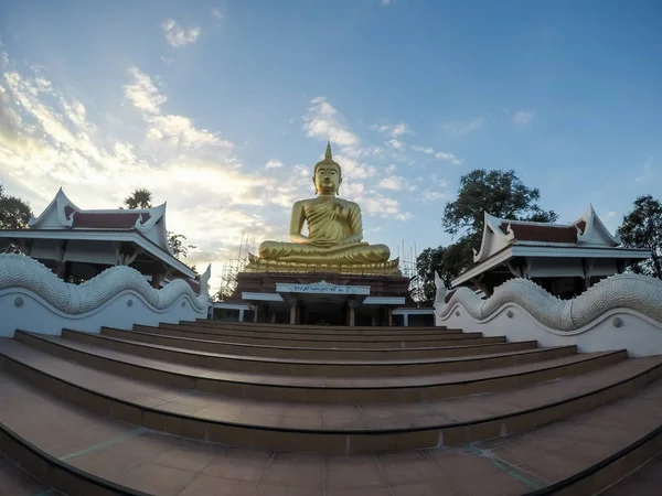 Tayland Tapınak Büyük Buda Heykeli — Stok fotoğraf