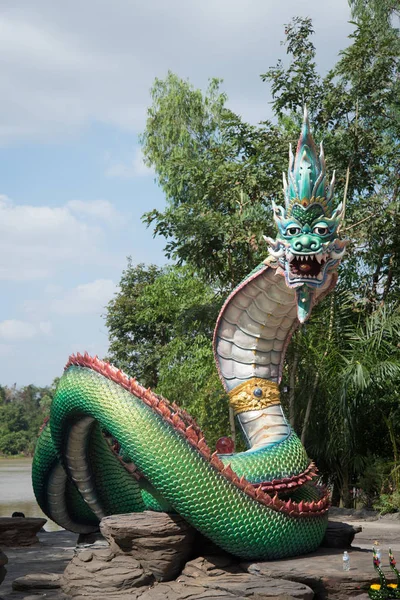 Naga Standbeeld Tempel Van Thailand — Stockfoto