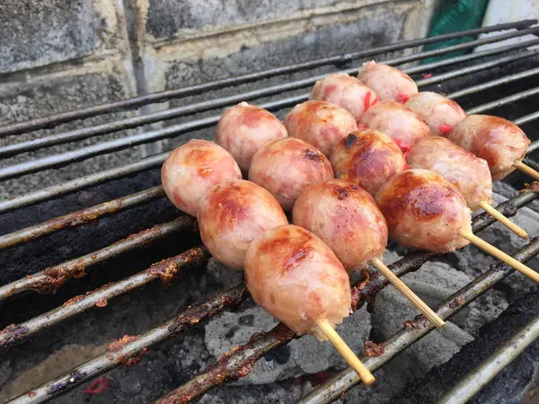 バーベキュー豚肉トーストまたはトースト豚料理のタイを飾る栄養準備 タイ料理 屋台の食べ物 — ストック写真