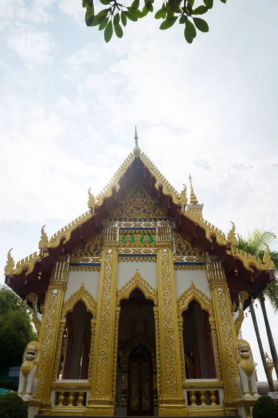 Smukt Tempel Det Nordøstlige Thailand Wat Prasan Suk Ubon Ratchathani - Stock-foto