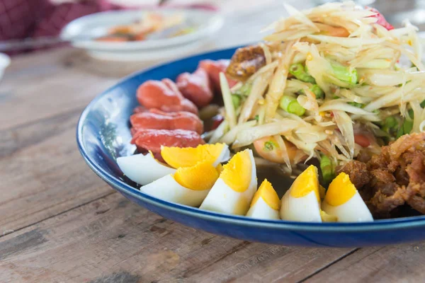 Papayasalat Auf Dem Tisch Restaurant — Stockfoto