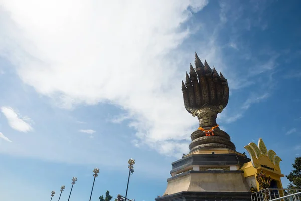 Estátua Naga Templo Tailândia — Fotografia de Stock