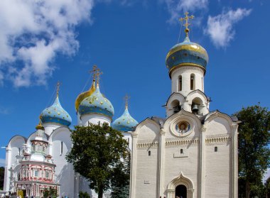 Sergiev Posad, Rusya - 27 Temmuz 2019: Kutsal Teslis-St. Sergius Lavra, Sergiev Posad, Rusya