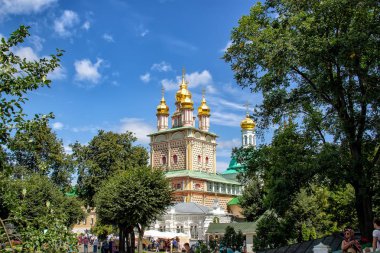 Sergiev Posad, Rusya - 27 Temmuz 2019: Kutsal Teslis-St. Sergius Lavra, Sergiev Posad, Rusya
