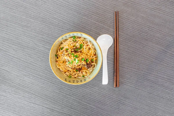 Fideos Picantes Sichuan Chengdu Con Cerdo Picado Cebolletas China Comida — Foto de Stock