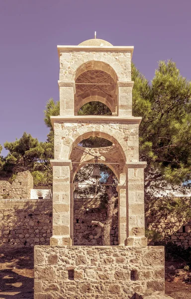 ギリシャのコス島に石鐘楼します — ストック写真
