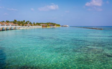 Mavi lagün Maldivler tropik adada eşsiz güzelliği