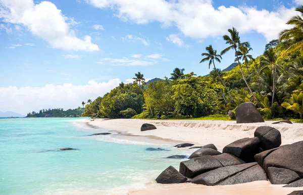 Paradise Island Seychelles Sandy Beach Blue Sky Indian Ocean — Stock Photo, Image