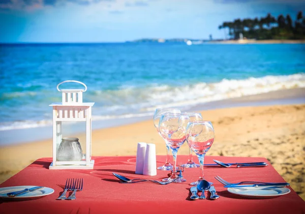 Tavolo Festa Sulla Spiaggia Caraibi — Foto Stock