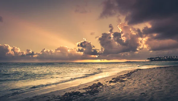 Bella Alba Sul Mare Dei Caraibi Nella Repubblica Dominicana — Foto Stock