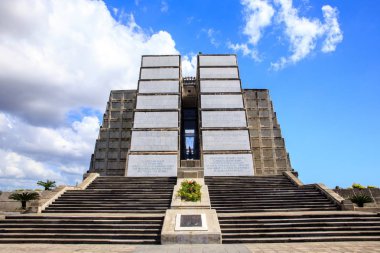 Santo Domingo, Dominik Cumhuriyeti - 20 Kasım 2014: anıtsal Christopher Columbus deniz feneri Santo Domingo, Dominik Cumhuriyeti