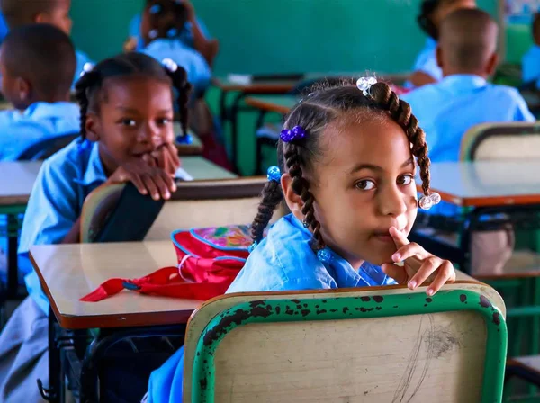 Dominikai Köztársaság Higuey November 2014 Azonosítatlan Gyermekek Alatt Dominikai Iskolában — Stock Fotó