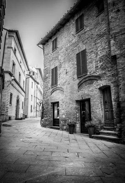Beautiful Вулиці Захоплюючій Монтепунчіано Місто Тоскані Італія — стокове фото