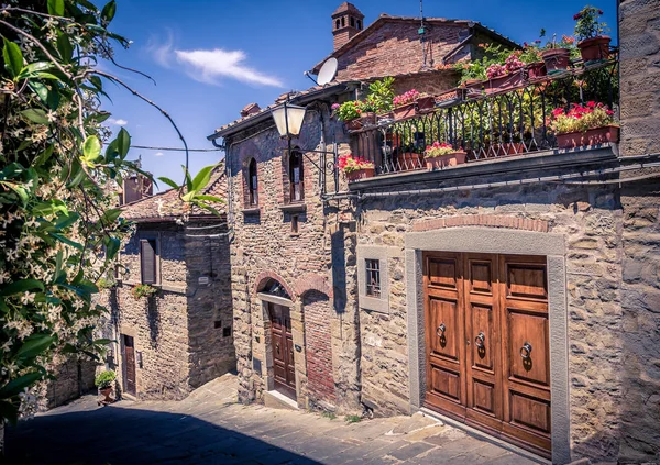 Calle Estrecha Antigua Ciudad Cortona Toscana —  Fotos de Stock