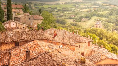 Toskana Vadisi Val D'Orcia Panoraması. Montepulciano kent manzaralı.