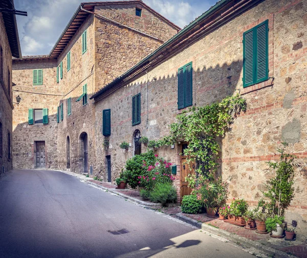 Hermosa Calle Cautivadora Ciudad Montepulciano Toscana Italia —  Fotos de Stock