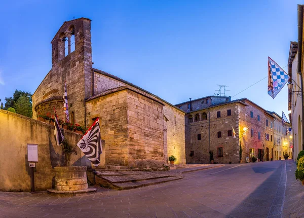 Bela Igreja San Quirico Dorcia Cidade Toscana — Fotografia de Stock