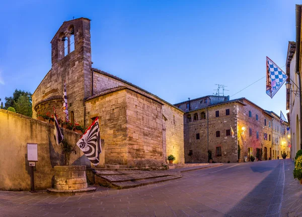 Schöne Kirche San Quirico Dorcia Toskanische Stadt — Stockfoto