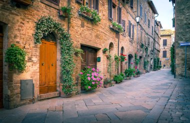 Büyüleyici mimari şehrin Toskana Pienza, İtalya