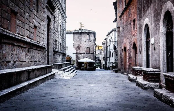 Podmanivé Úzké Ulice Starého Města Pienza Toskánsku — Stock fotografie