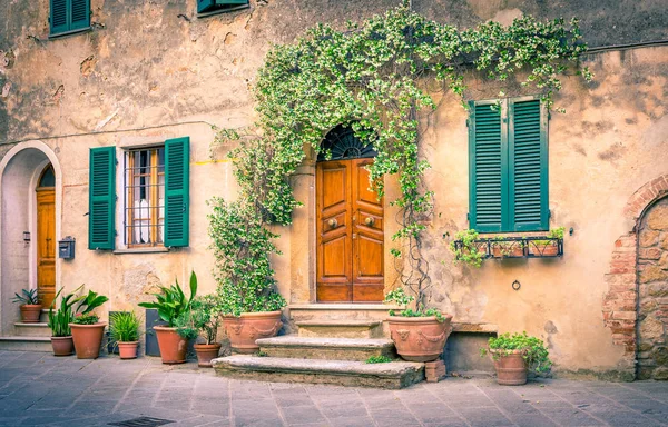 Bezaubernde Enge Gasse Des Alten Montisi Dorfes Der Toskana — Stockfoto