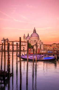 Santa Maria della Salute Katedrali gündoğumu, Venedik