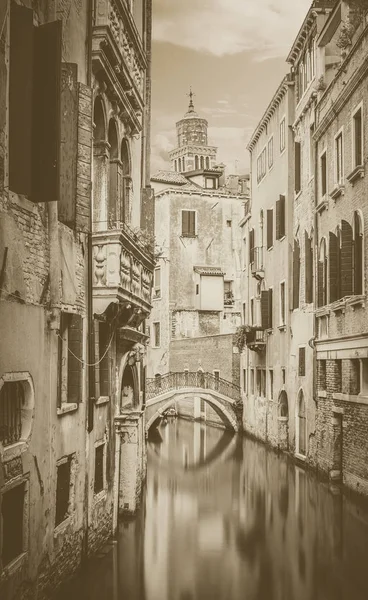 Vintage Stretto Canale Con Acqua Seta Venezia Italia — Foto Stock