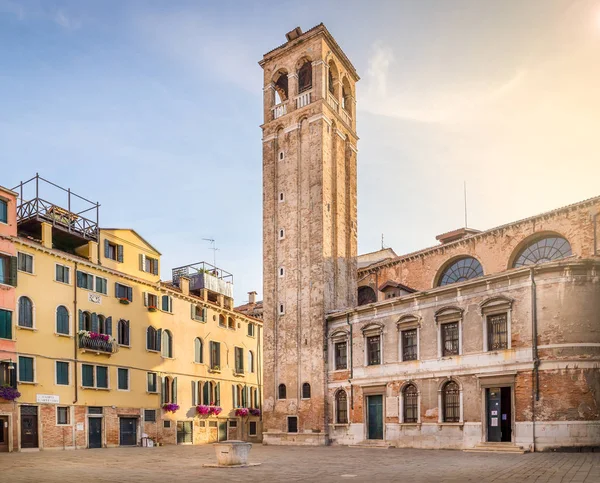 Antiker Campo San Silvestro Platz Bei Aufgang Venedig — Stockfoto