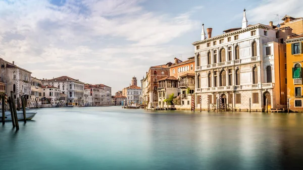 Grandiose Kanalkulisse Mit Seidig Antikem Venedig Italien — Stockfoto