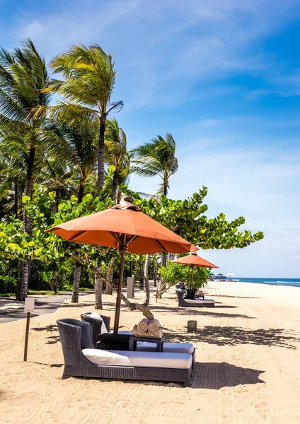 Paradiso spiaggia di sabbia balinese — Foto Stock