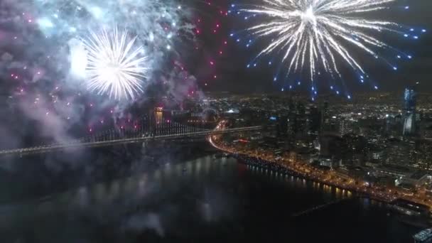 Incroyable Feux Artifice Colorés Explosant Dans Ciel Nocturne Sombre Dans — Video