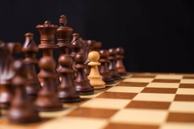 Satranç Tahtasındaki TaşlarıN Yakın Görünümü.