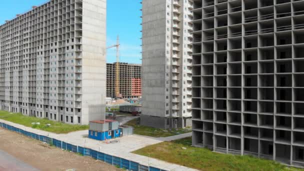 Luftbild von Neubauten in den Vororten von St. Petersburg 4k — Stockvideo