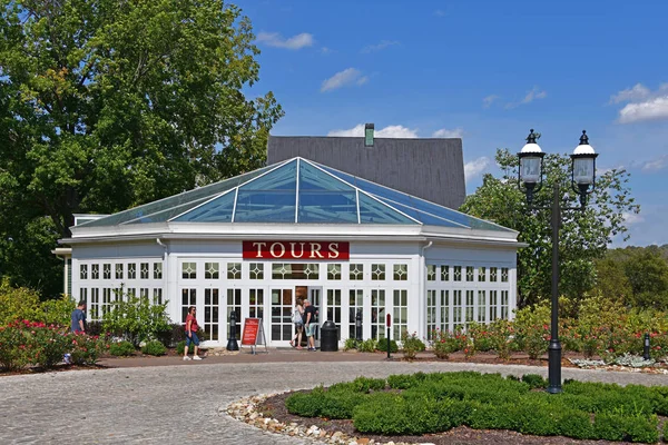 Maker Mark Distillery Welcome Center Loretto Usa Distillery Attracts Nearly — Stock Photo, Image