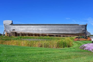 Williamstown, Ky, Usa, 10-5-19: Ark Encounter, İncil 'deki boyutlara göre inşa edilmiş tam boyutlu bir Nuh' un Gemisi..