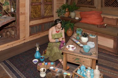 Ark Encounter, Williamstown, Ky, Usa 10-5-19 'da Nuh' un ailesinin Ark 'ta nasıl yaşadığının bir kopyası.