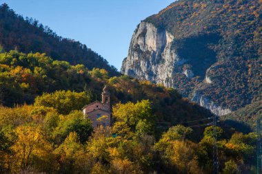 Doğal rezerv Furlo Gorge: Marche, İtalya