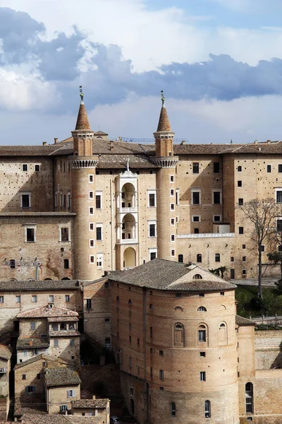 Urbino Talyan Rönesansı Nın Önemli Merkezlerinden Biriydi — Stok fotoğraf