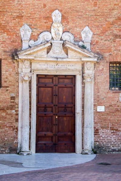 Die Metropolitane Kathedrale Von Santa Maria Assunta — Stockfoto