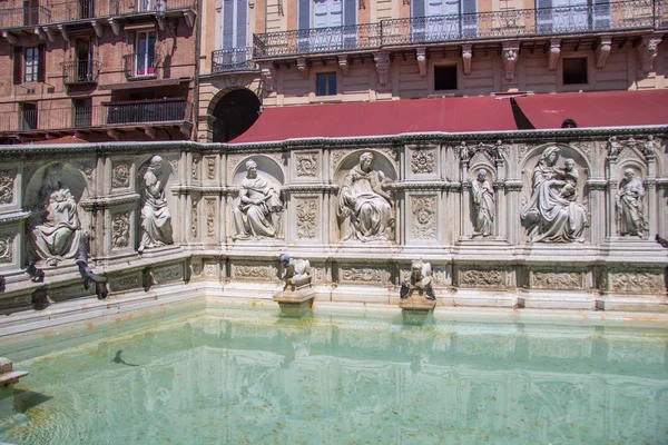 盖亚喷泉 锡耶纳 托斯卡纳 意大利 — 图库照片