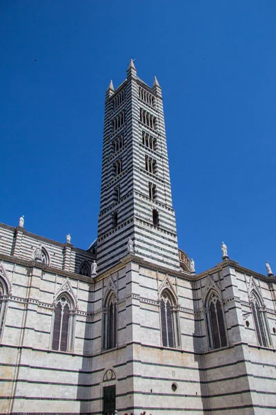 Die Metropolitane Kathedrale Von Santa Maria Assunta — Stockfoto