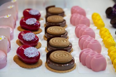 Tipik İtalyan pastane mutfağı.